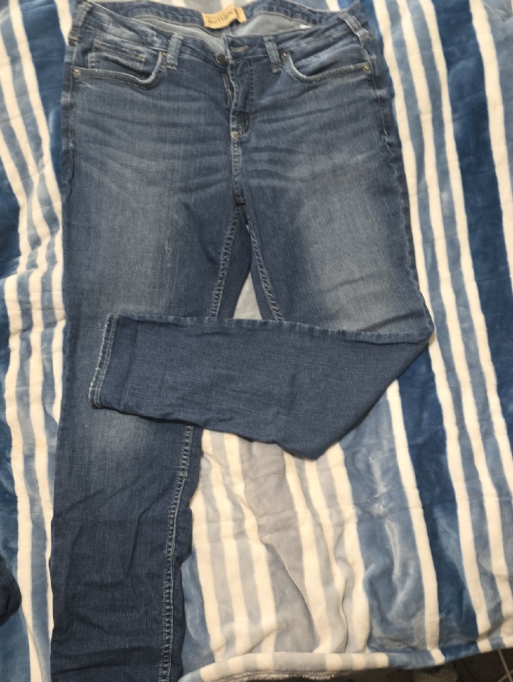Silver Jeans Skinny Women’s Jeans - Medium Blue Wash Cury Mid Skinny